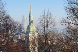 pressburg:martinsdom-mit-wolkenkratzer_juraj-gigac.jpg