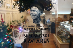 pressburg:messerschmidt-cafe_juraj-gigac.jpg